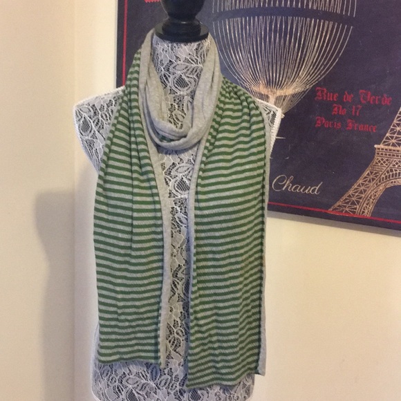 Old Navy Accessories - Old navy scarf